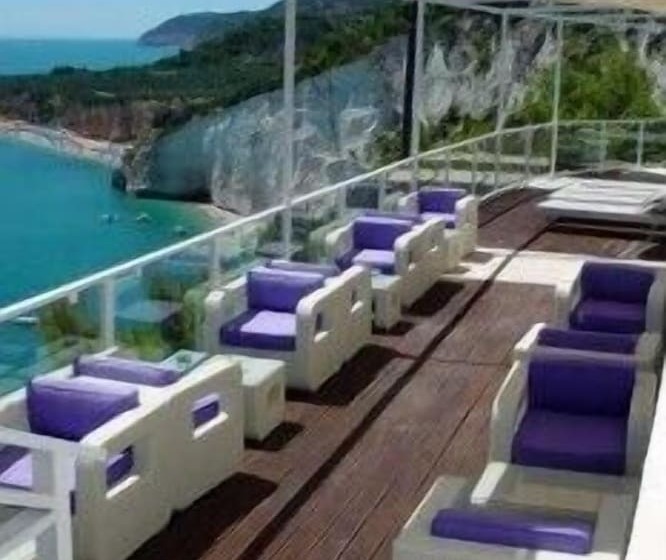 בית מלון כפרי Villa Scapone