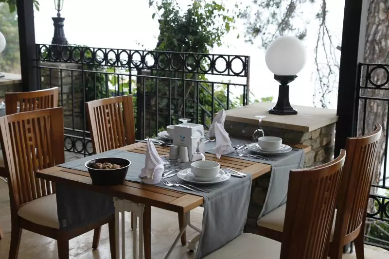 Aska Bayview Resort – All Inclusive