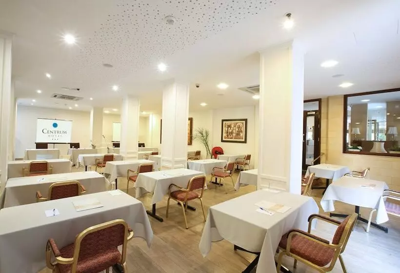 Centrum Hotel   City Center