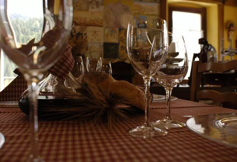 ホテル Albergo Remauro