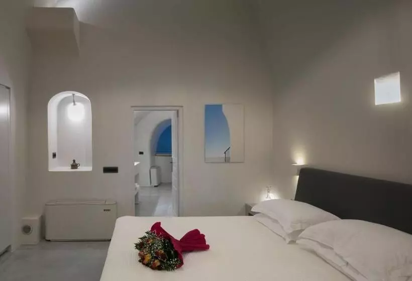 هتل Aria Suites & Villas