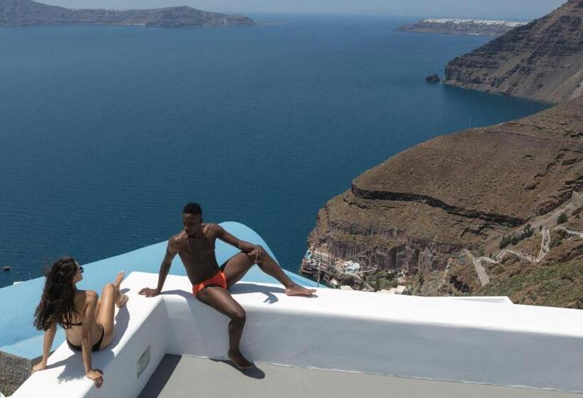 هتل Aria Suites & Villas