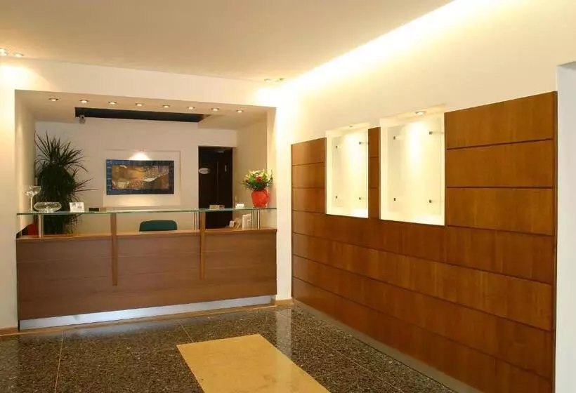 Blue Sea Hotel Alimos