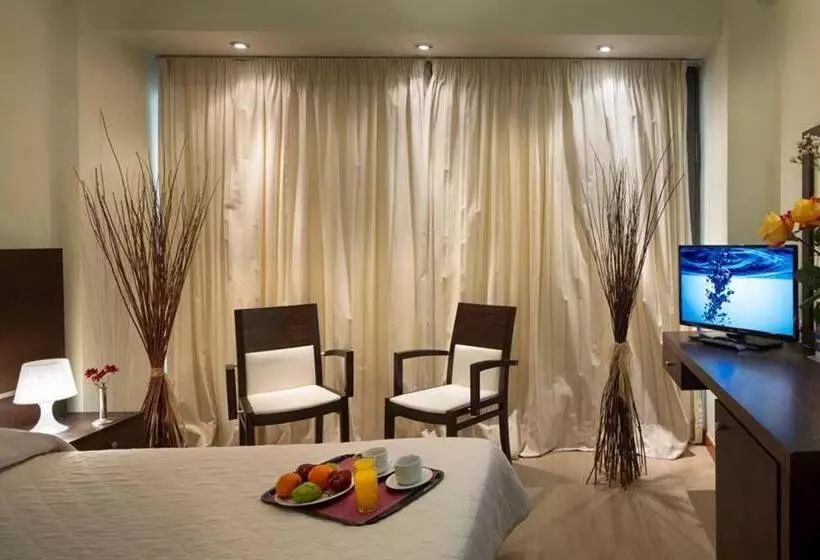 Blue Sea Hotel Alimos