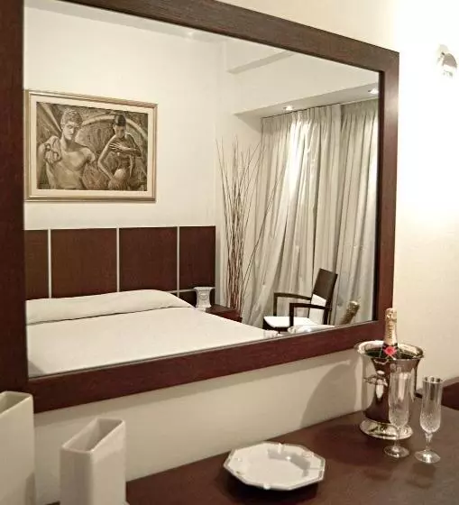 Blue Sea Hotel Alimos