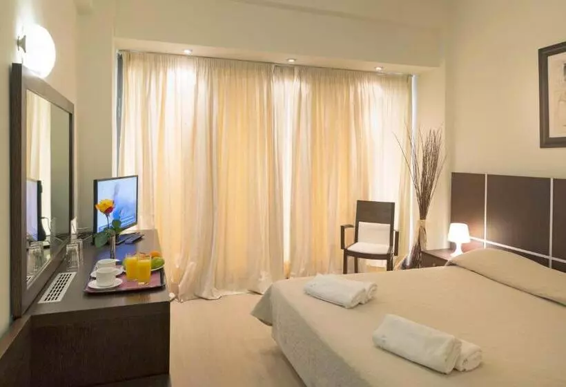 Blue Sea Hotel Alimos