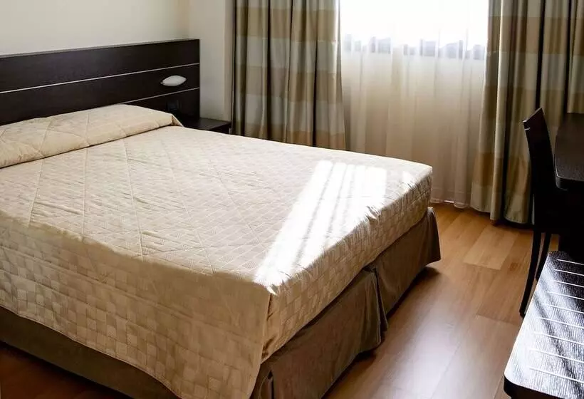 בית מלון כפרי Casta