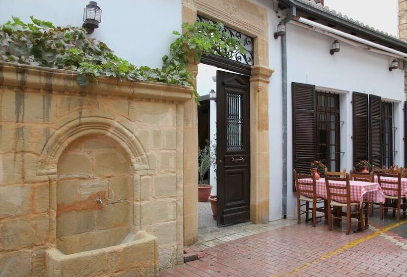 Centrum Hotel   City Center