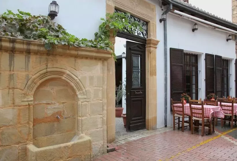 Centrum Hotel   City Center