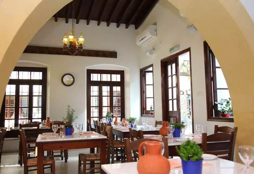 Centrum Hotel   City Center