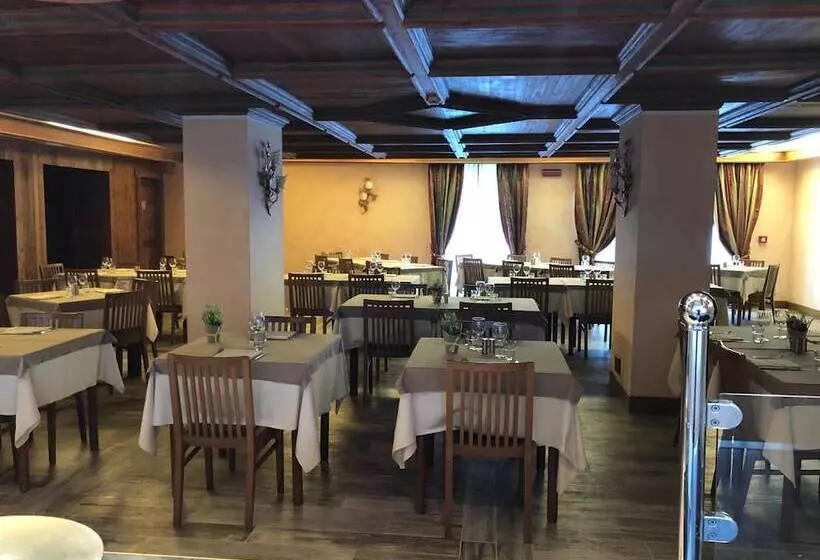 فندق De Champoluc