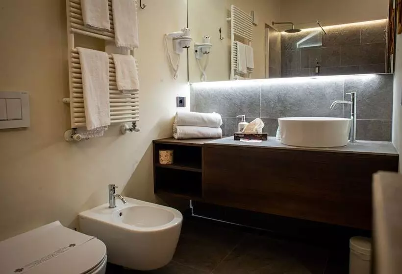 فندق De Champoluc