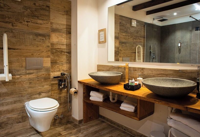 בית מלון כפרי De Champoluc