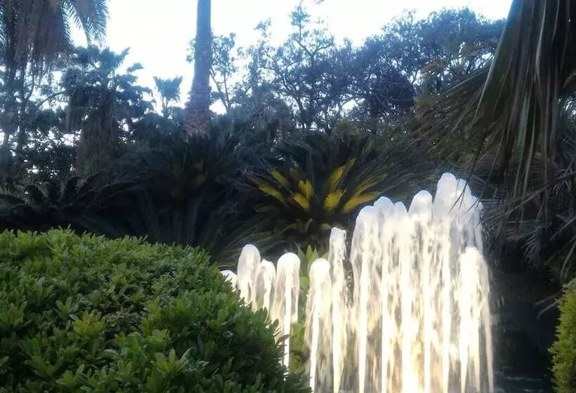 فندق Eveline Portosole