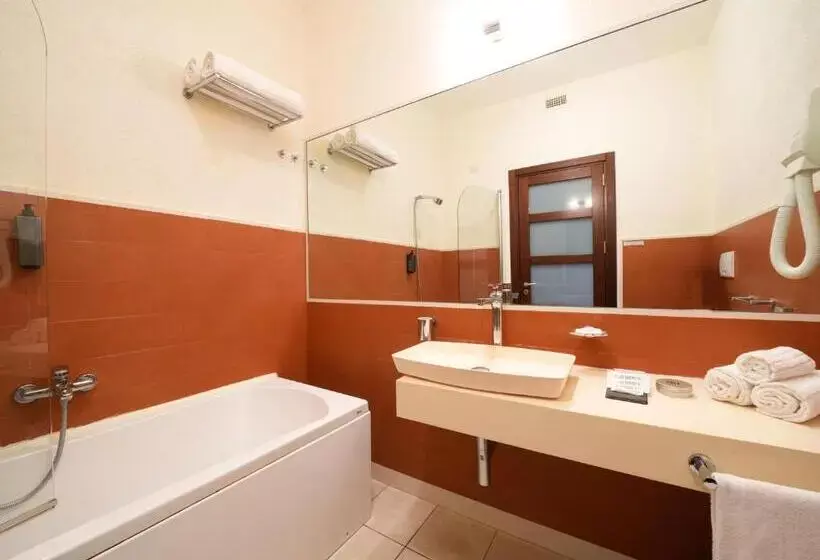 Отель Gallipoli Resort