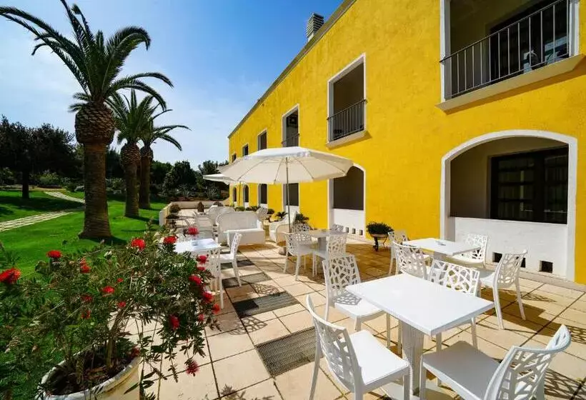 Отель Gallipoli Resort