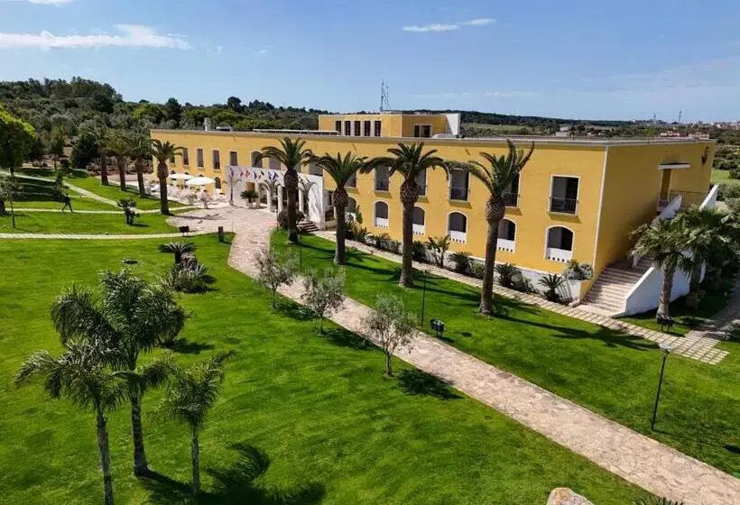 Отель Gallipoli Resort