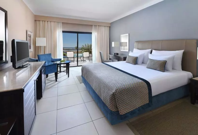 استراحتگاه JAZ Aquamarine