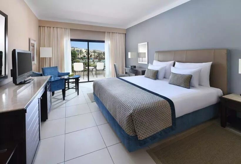 استراحتگاه JAZ Aquamarine