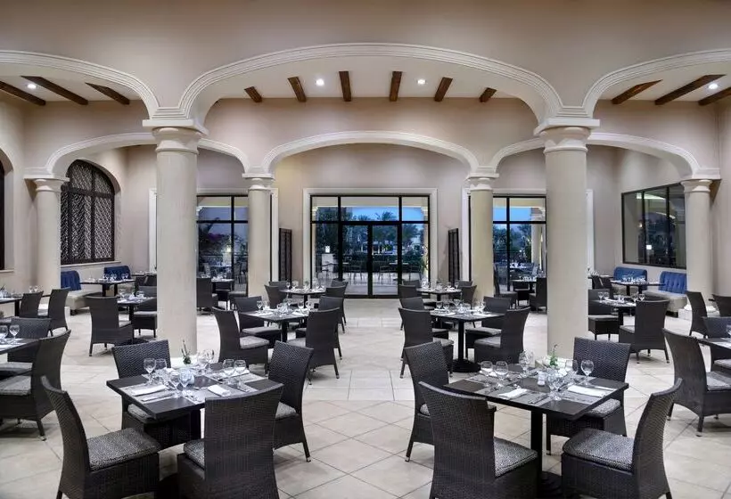 استراحتگاه JAZ Aquamarine