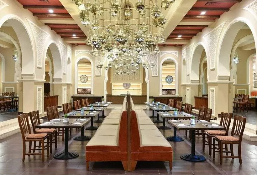 استراحتگاه JAZ Aquamarine