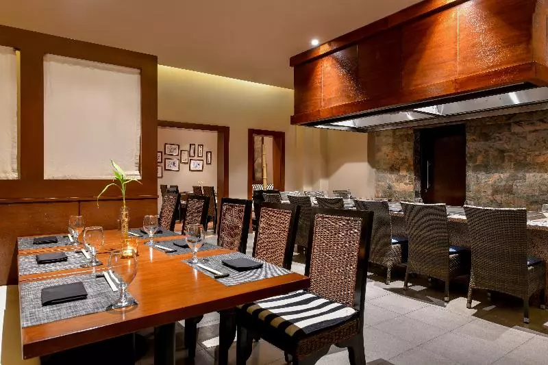 استراحتگاه JAZ Aquamarine