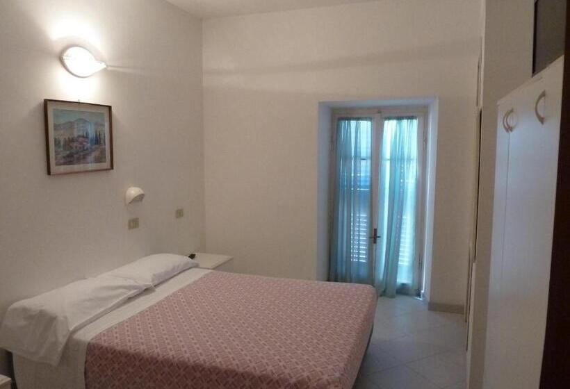 Отель La Balnearia