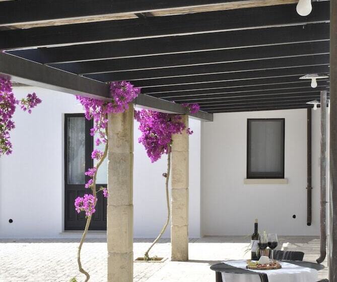 فندق Masseria Panareo