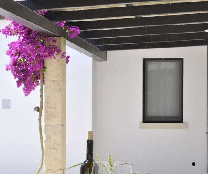 فندق Masseria Panareo