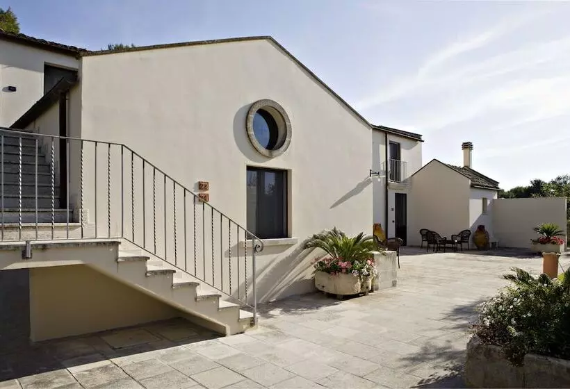 ホテル Masseria Panareo