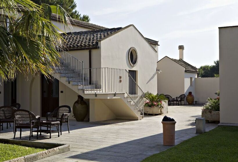 فندق Masseria Panareo