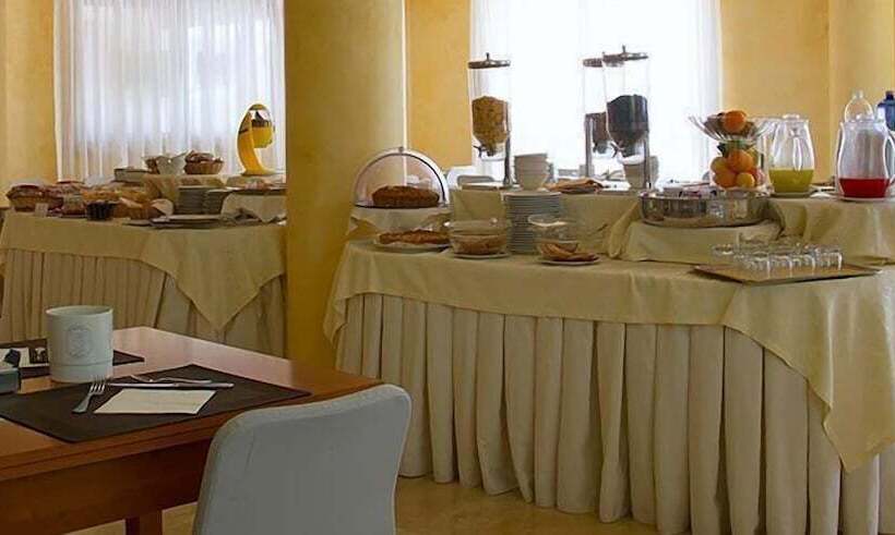 Отель Parco Serrone