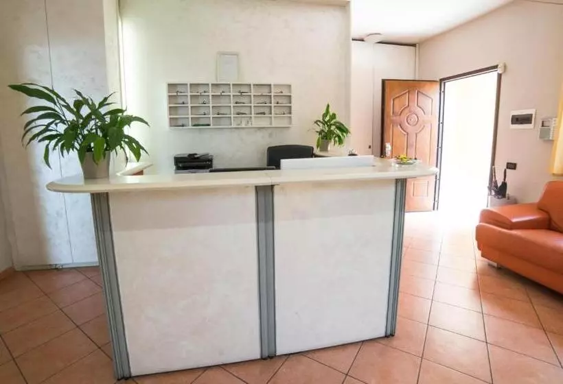 Отель La Maison Jolie