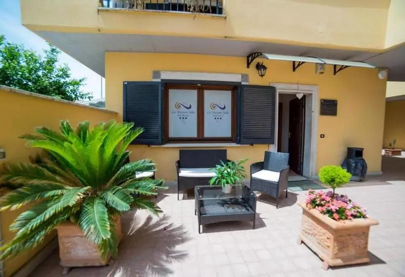 Отель La Maison Jolie