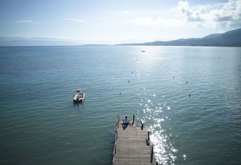 Отель Roda Beach Resort & Spa