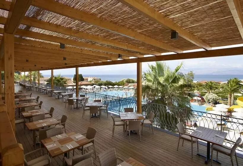 Hotell Roda Beach Resort & Spa