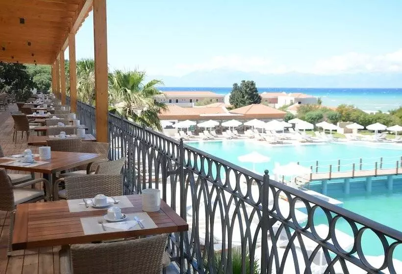 Hotell Roda Beach Resort & Spa