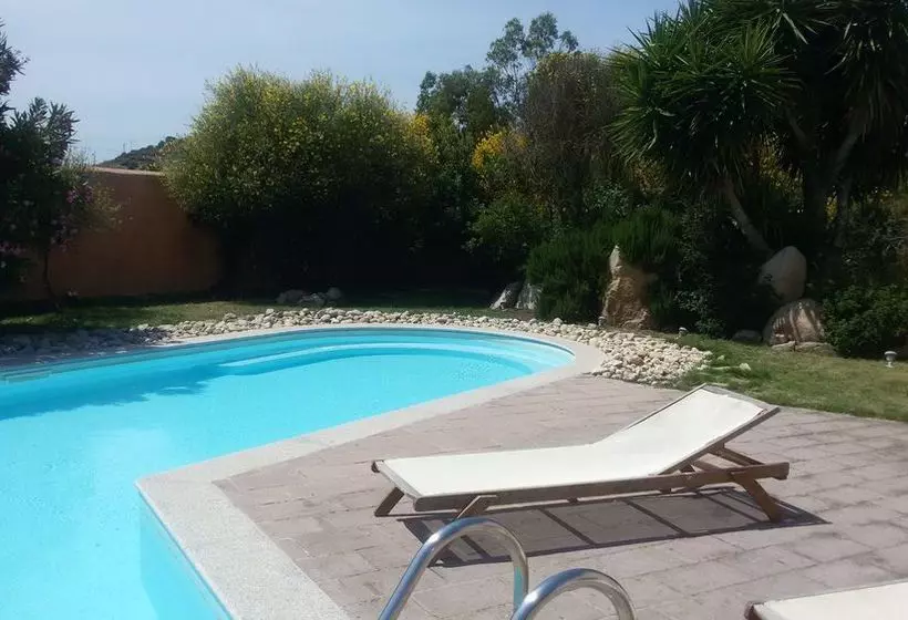 Отель S'acqua Sassa Resort