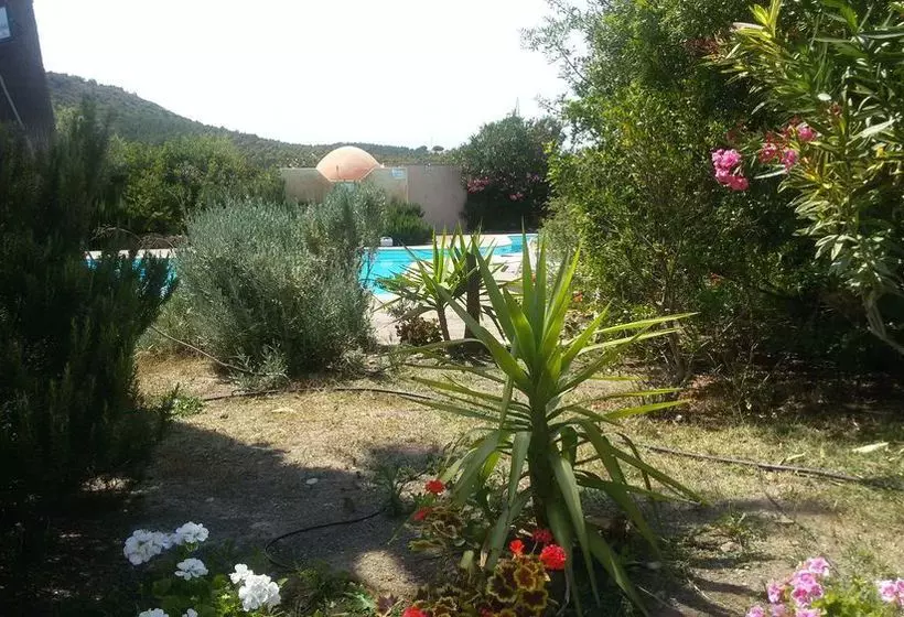 Отель S'acqua Sassa Resort