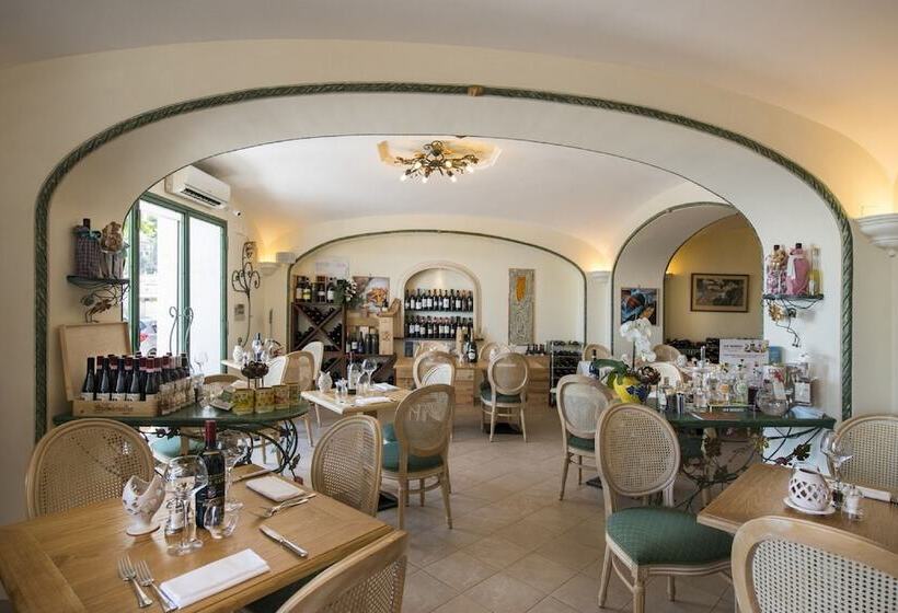 Отель Villa Gabrisa