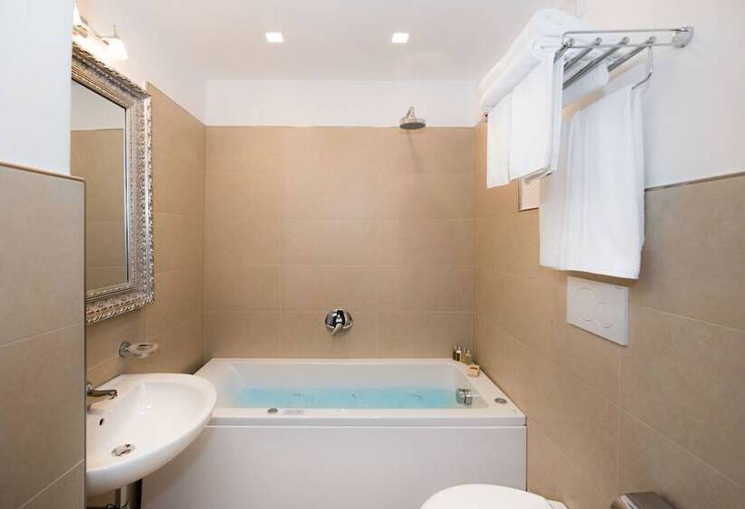 Отель Villa Gabrisa