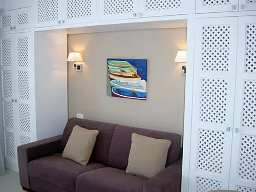 Отель Villa Oasis Residence