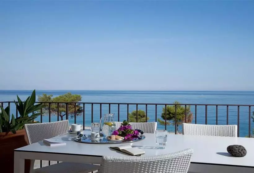 Отель Villa Oasis Residence