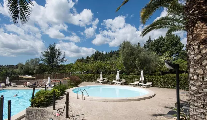 אתר נופש Happy Village & Camping