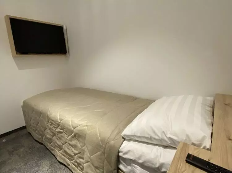 Sleep Lounge Terminal D   Hostel