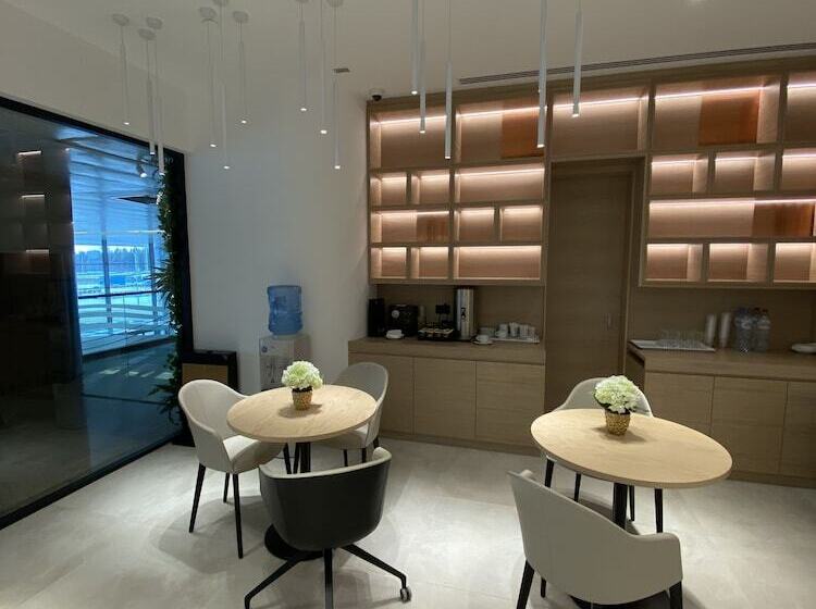 Sleep Lounge Terminal D   Hostel