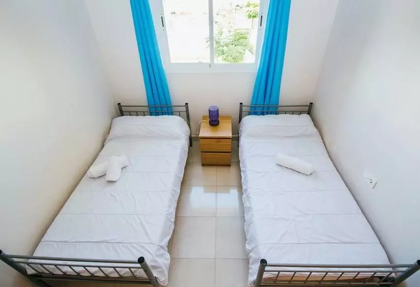 Hotelli Espectacular Residencial En 2ª Linea Piscina/tenis