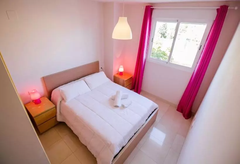 Hotelli Espectacular Residencial En 2ª Linea Piscina/tenis