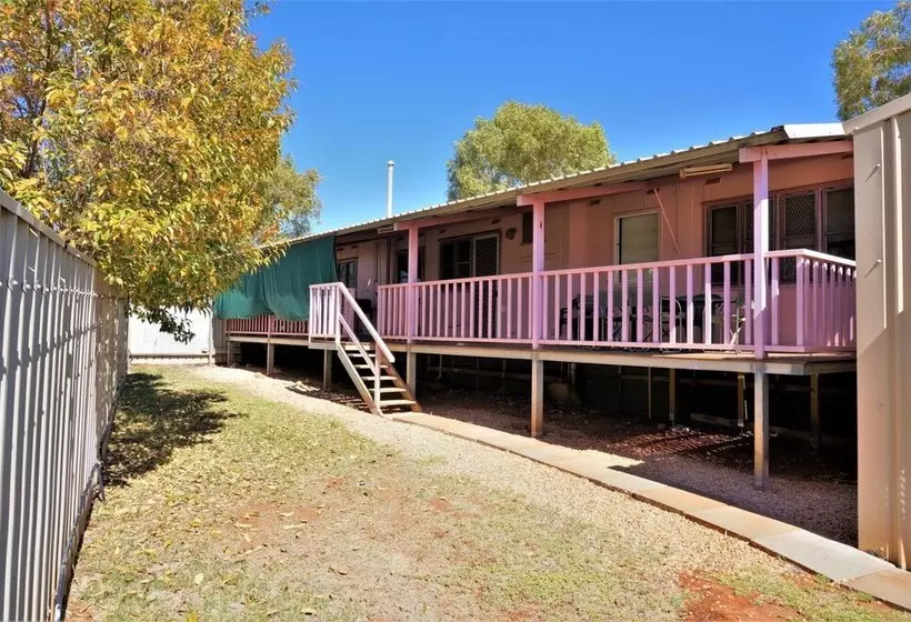 10 Tautog Street