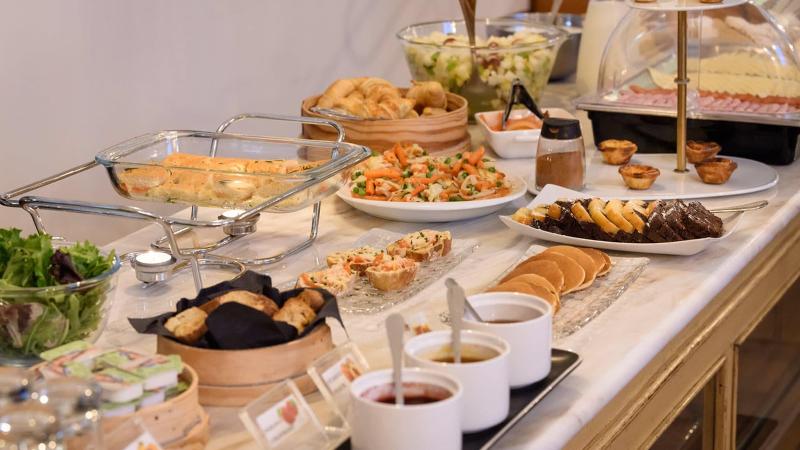 Condes De Azevedo Palace Apartments